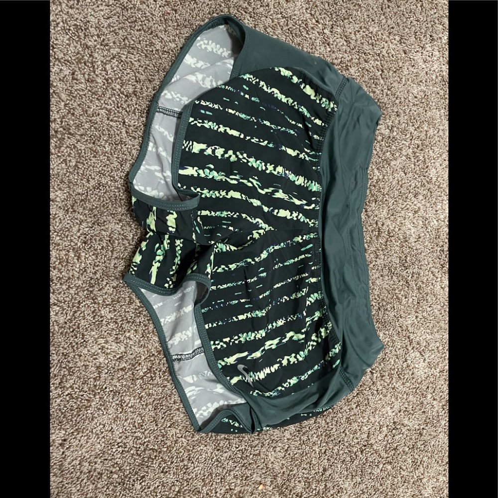 Nike short